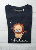 Lade das Bild in den Galerie-Viewer, Kindershirt ,,Löwe&quot; - HANDMADEATELIER
