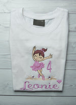 Lade das Bild in den Galerie-Viewer, Kindershirt ,,Ballerina&quot; - HANDMADEATELIER
