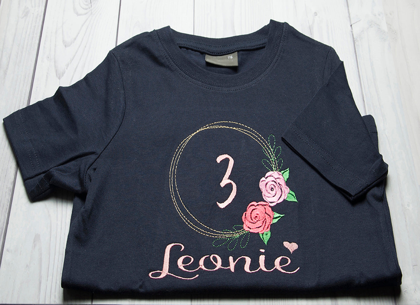 Kindershirt ,,Geburtstagskranz Rose" - HANDMADEATELIER